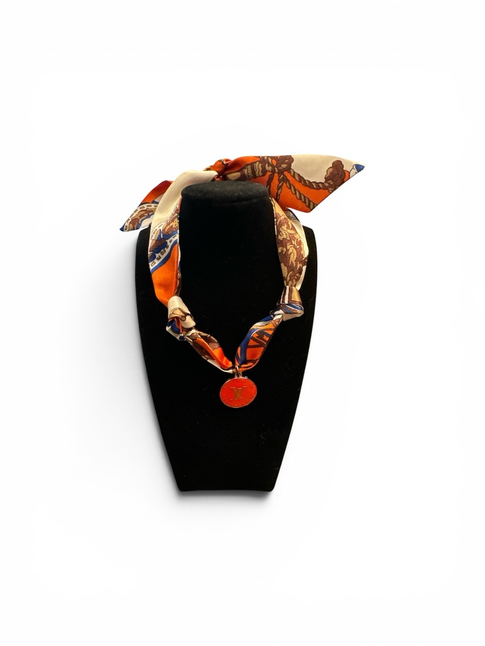 Silk scarf with authentic LV Charm - Picture 1 of 2